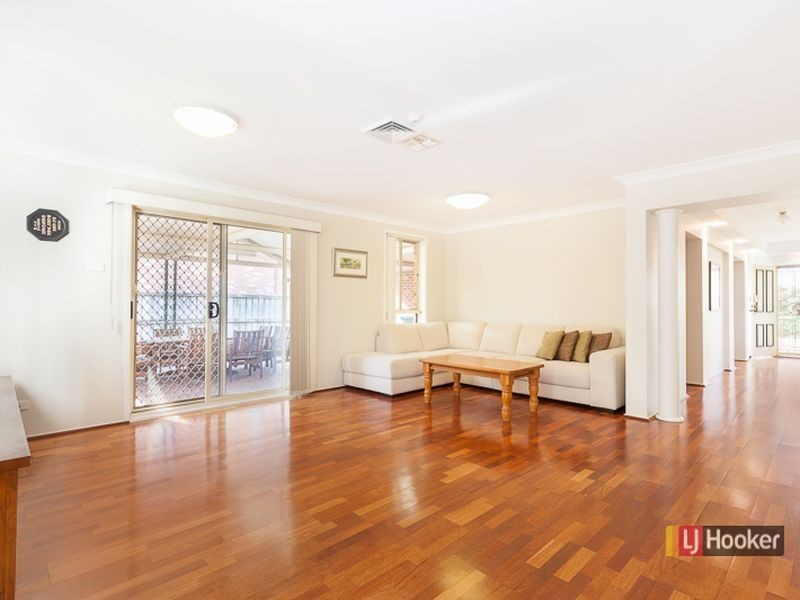 32 Munmorah Circuit, Woodcroft NSW 2767