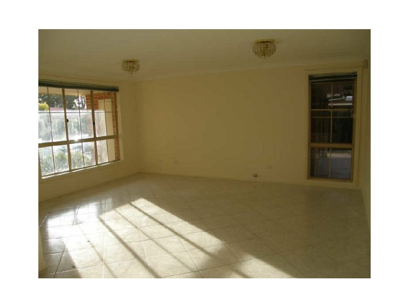 18 Pottery Circuit, Woodcroft NSW 2767