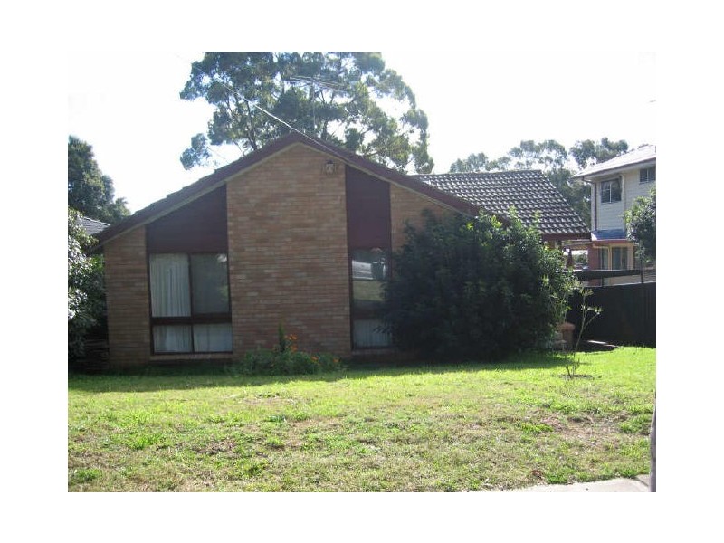 28 Nairana Drive, Marayong NSW 2148