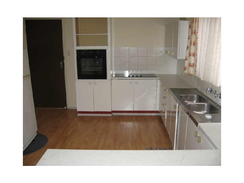 28 Nairana Drive, Marayong NSW 2148