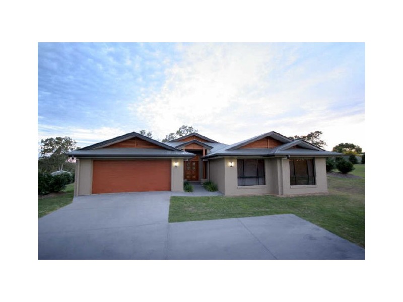 56 Fraser Road, Araluen QLD 4570