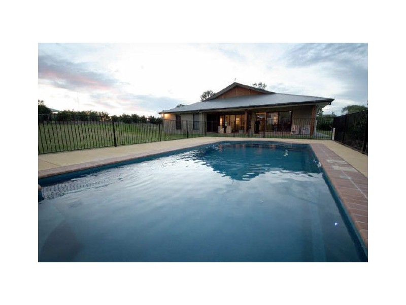 56 Fraser Road, Araluen QLD 4570