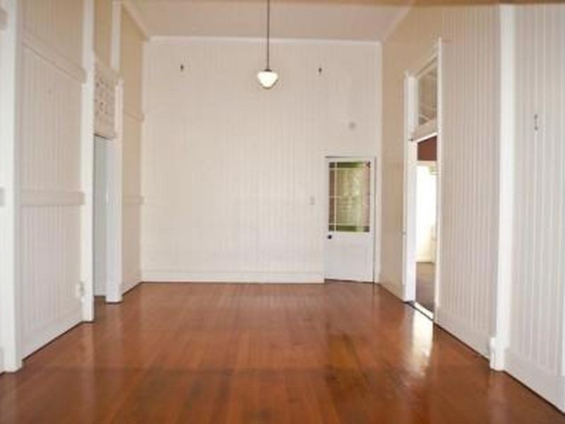 17 Calton Terrace, Gympie QLD 4570