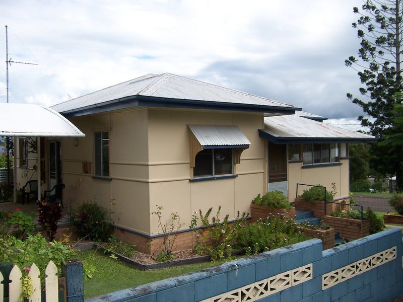 27 Noosa Road, Gympie QLD 4570