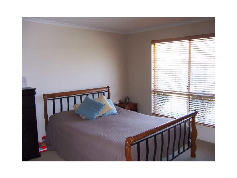 19 McPhail Street, Southside QLD 4570