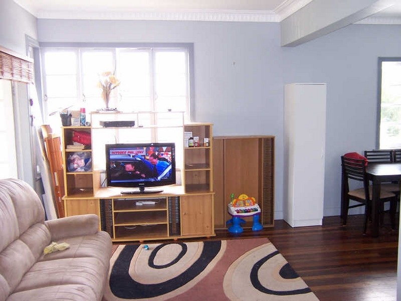 11 Pine Street, Gympie QLD 4570