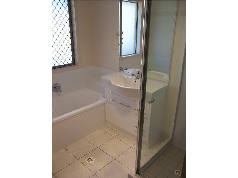 2 Rosella Close, Gympie QLD 4570