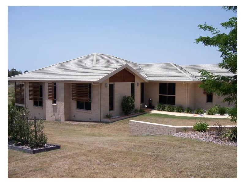 2 Harington Avenue, Southside QLD 4570