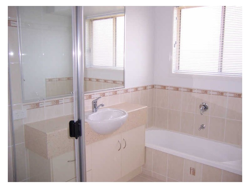 2 Harington Avenue, Southside QLD 4570