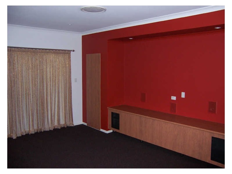 2 Harington Avenue, Southside QLD 4570