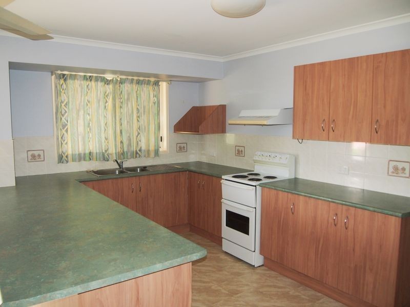 18 Gympie View Drive, Southside QLD 4570