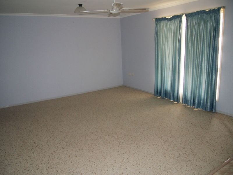 18 Gympie View Drive, Southside QLD 4570