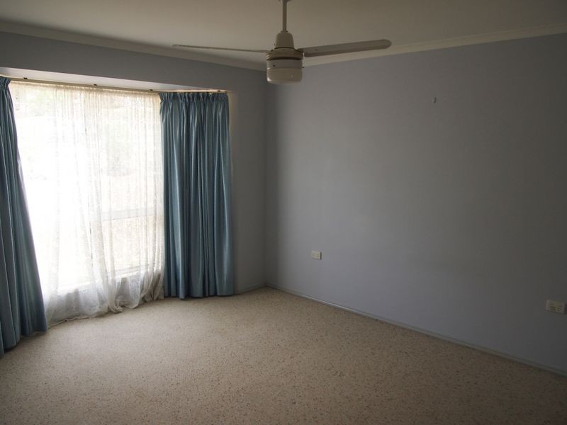 18 Gympie View Drive, Southside QLD 4570