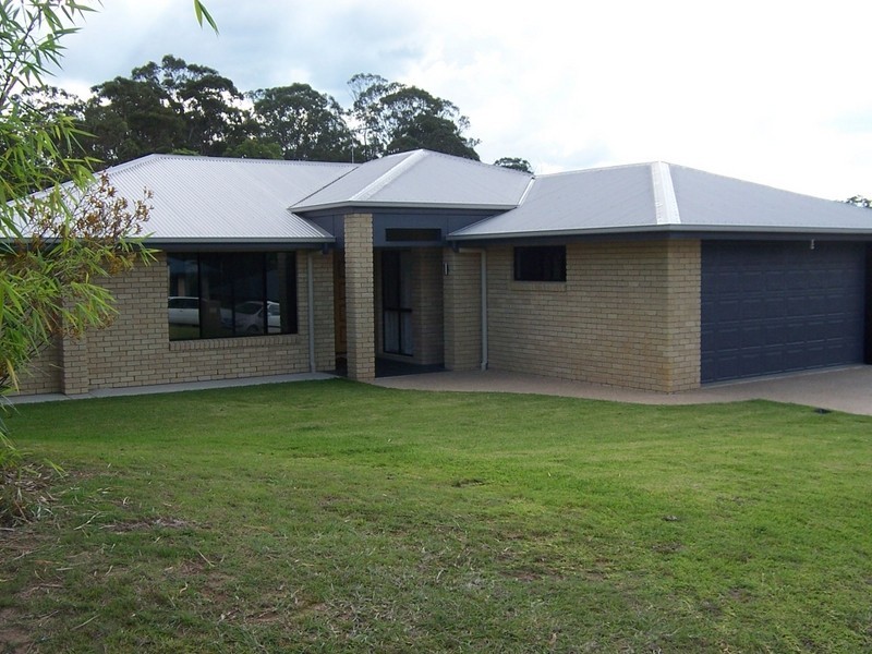 15 Jasmine Avenue, Southside QLD 4570