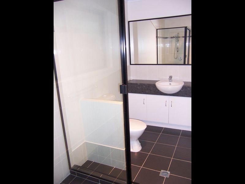 15 Jasmine Avenue, Southside QLD 4570