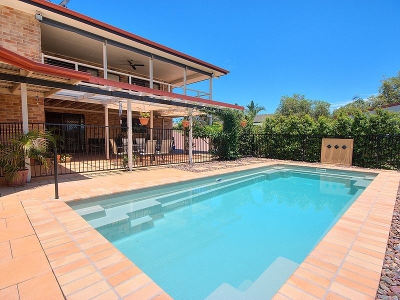 10 Bethany Court, Southside QLD 4570