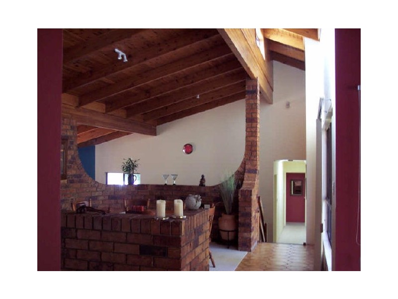 5 Lindsay Street, Southside QLD 4570