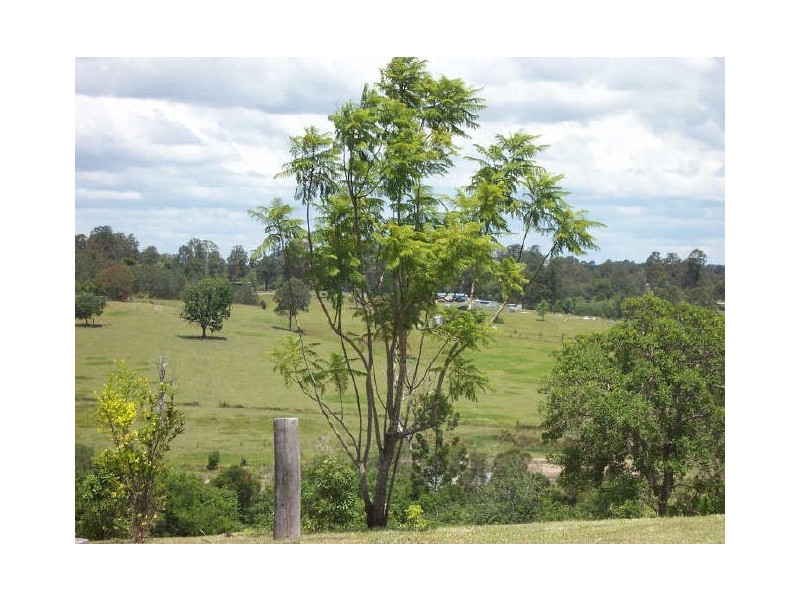 30 Wattle Lane, North Deep Creek QLD 4570