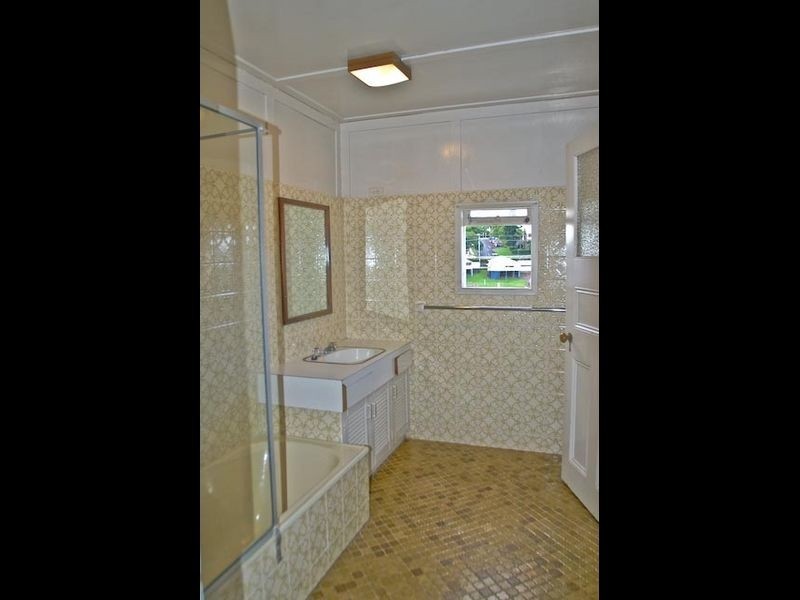 17 Calton Terrace, Gympie QLD 4570