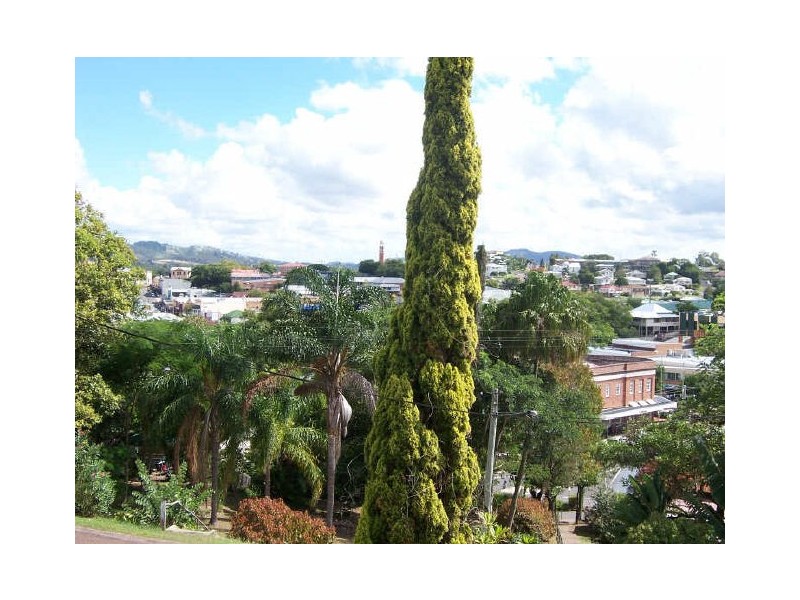 28 Calton Terrace, Gympie QLD 4570