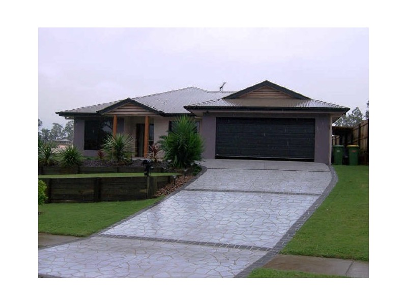 21 Bushland Drive, Southside QLD 4570