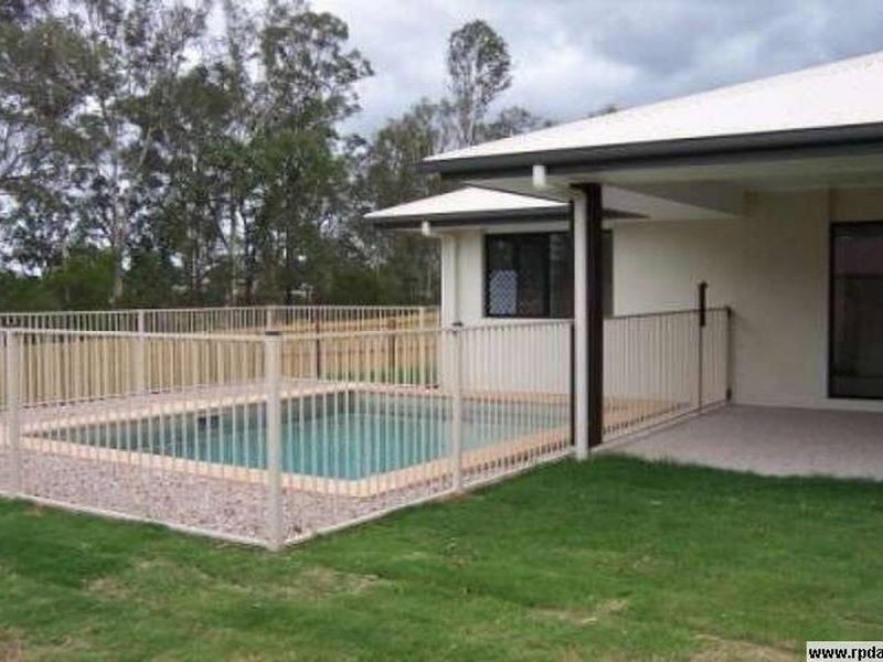 34 Bushland Drive, Southside QLD 4570