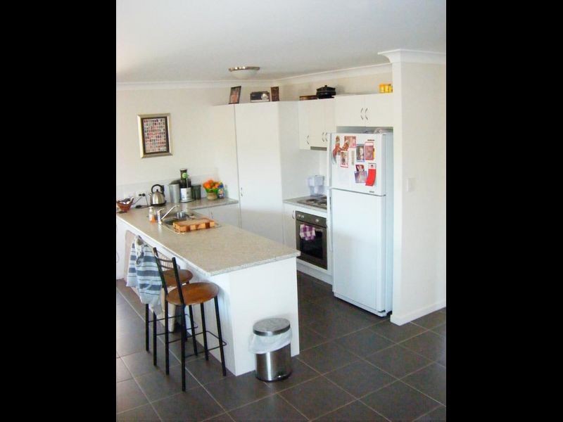 4 Lapis Court, Southside QLD 4570