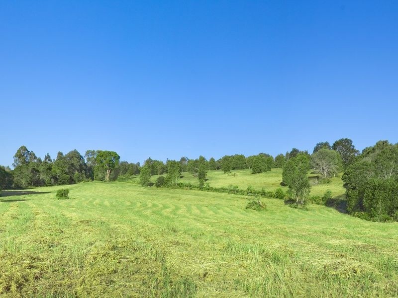 58 Aural Vale Road, North Deep Creek QLD 4570