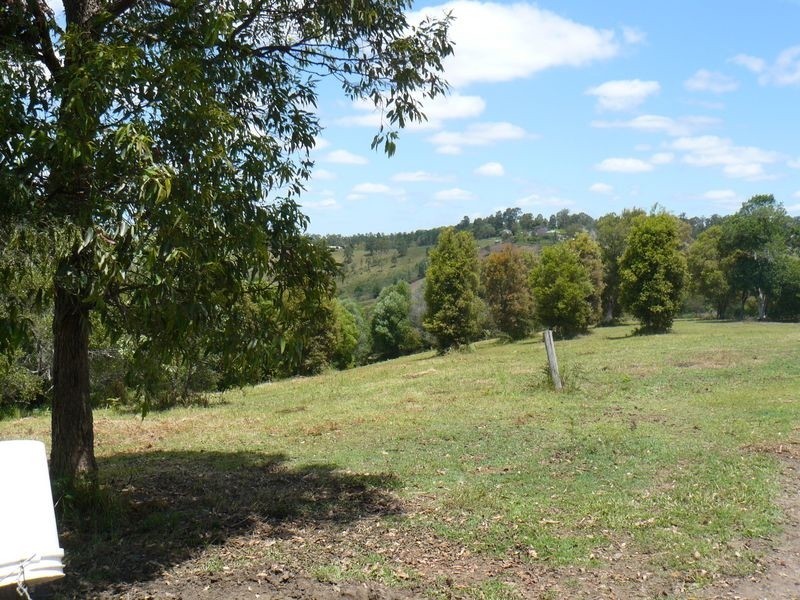 58 Aural Vale Road, North Deep Creek QLD 4570