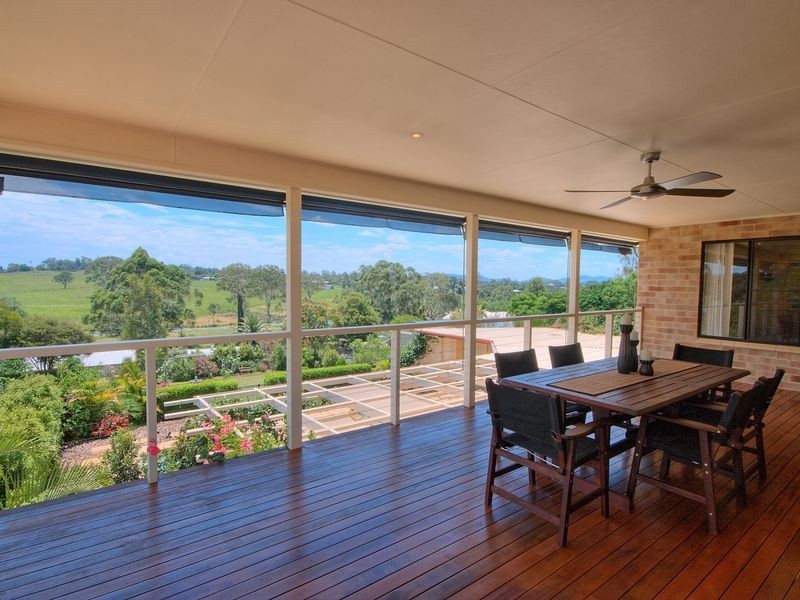 10 Bethany Court, Southside QLD 4570