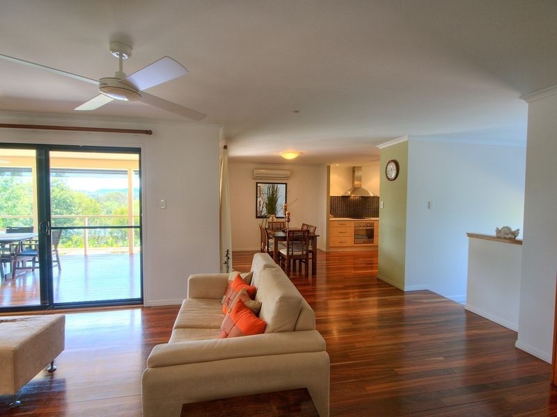 10 Bethany Court, Southside QLD 4570