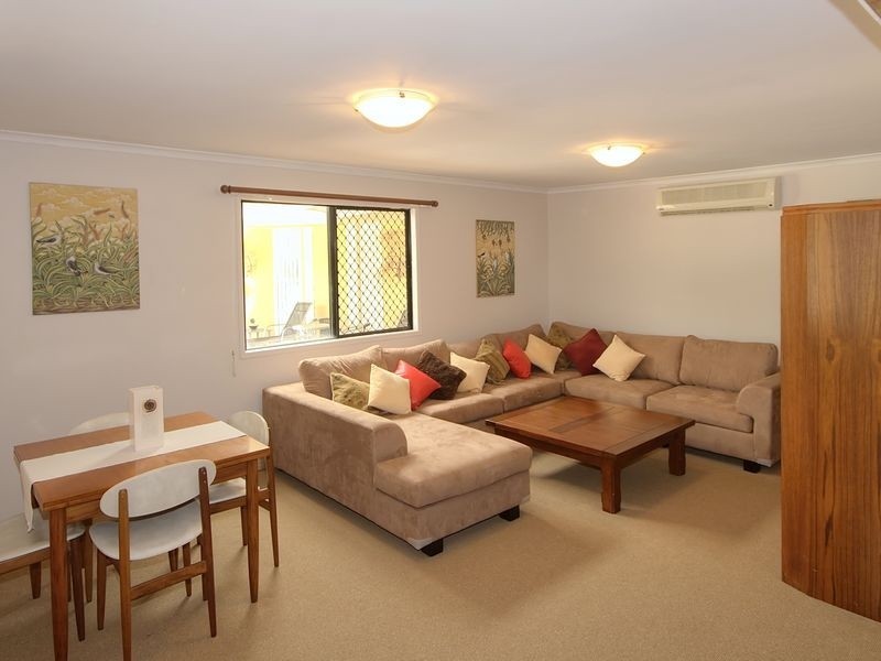 10 Bethany Court, Southside QLD 4570