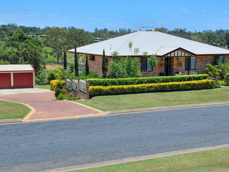 10 Bethany Court, Southside QLD 4570