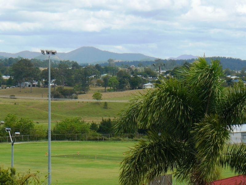 6 Carey St, Gympie QLD 4570