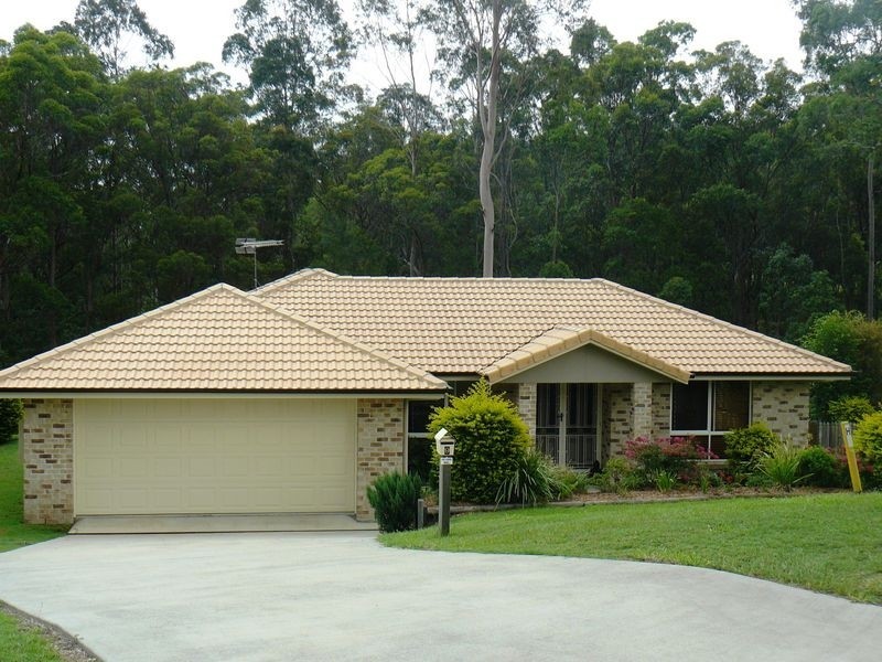 9 Melrose Crt, Southside QLD 4570