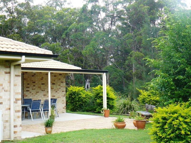 9 Melrose Crt, Southside QLD 4570