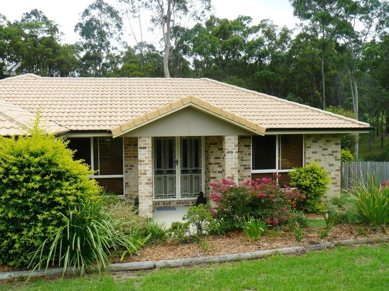 9 Melrose Crt, Southside QLD 4570