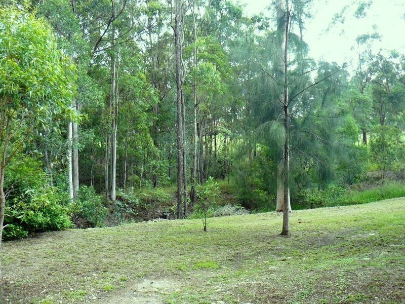 9 Melrose Crt, Southside QLD 4570