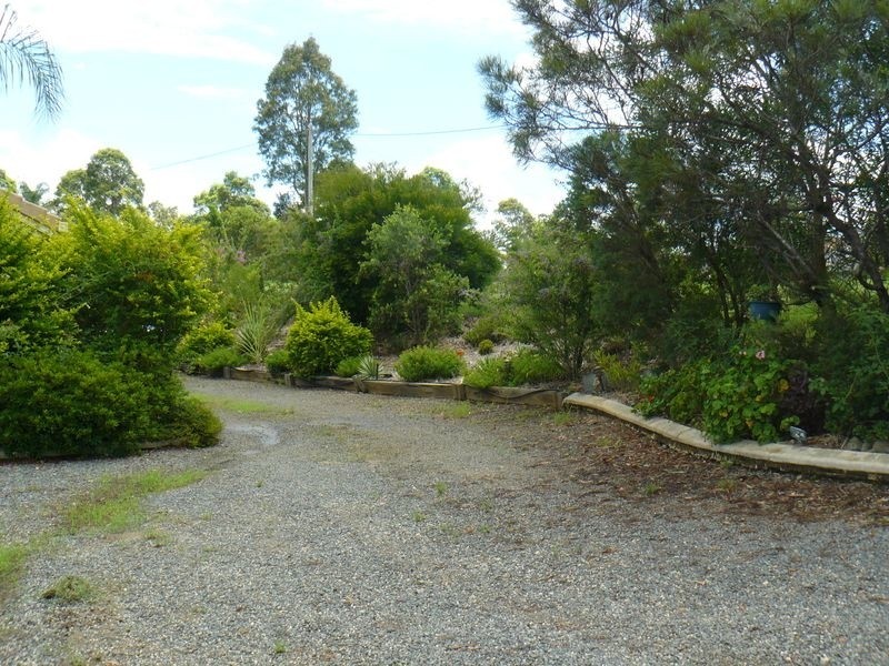 15 Wacal Road, Mothar Mountain QLD 4570