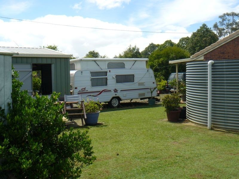 15 Wacal Road, Mothar Mountain QLD 4570