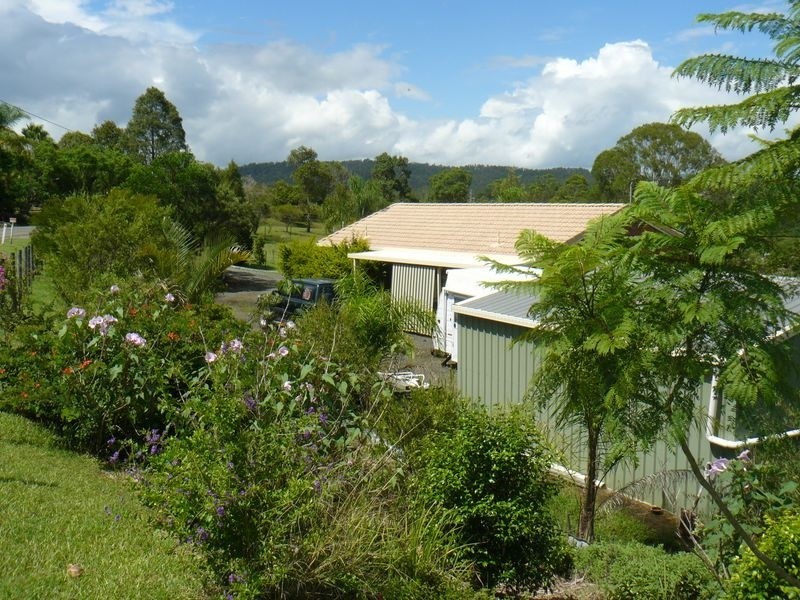 15 Wacal Road, Mothar Mountain QLD 4570