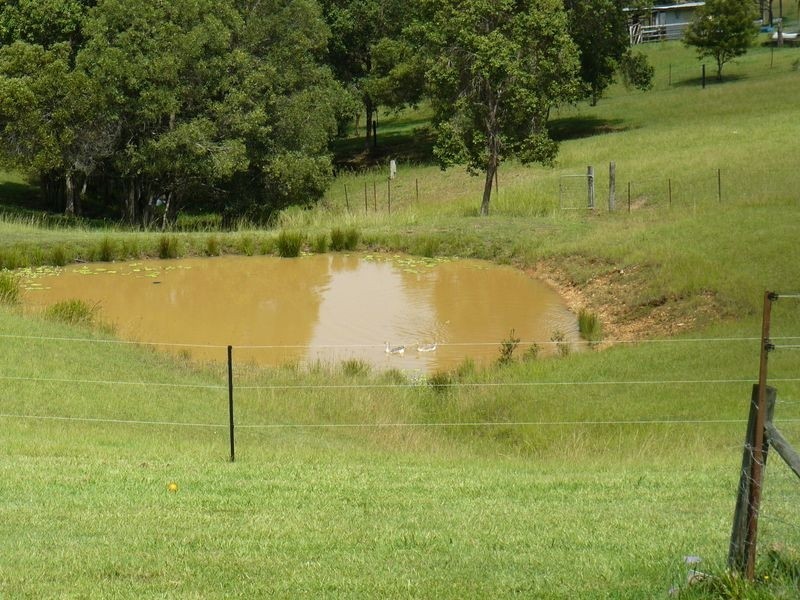 15 Wacal Road, Mothar Mountain QLD 4570