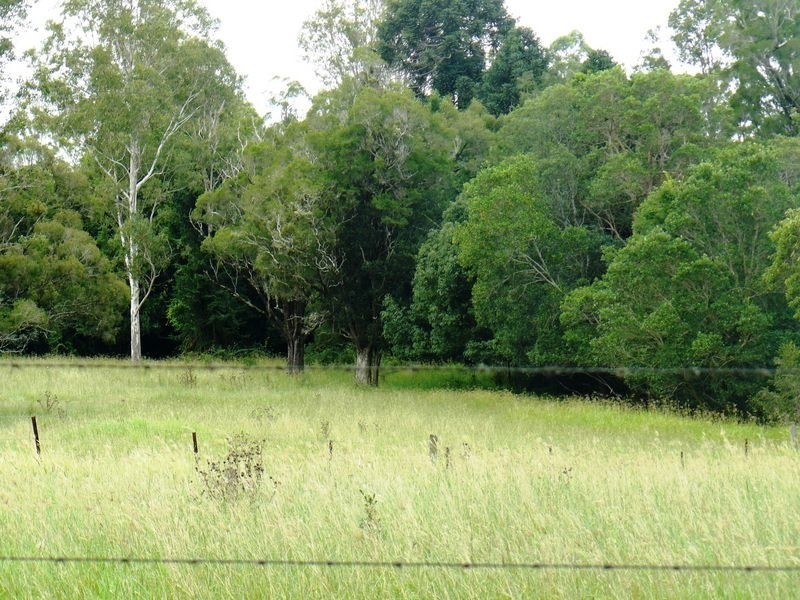 122 Rocks Road, Pie Creek QLD 4570