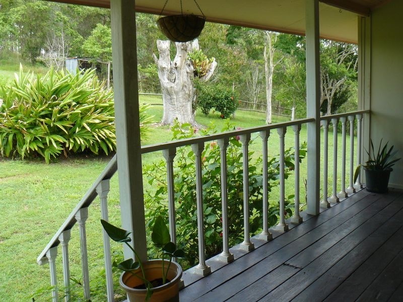 122 Rocks Road, Pie Creek QLD 4570