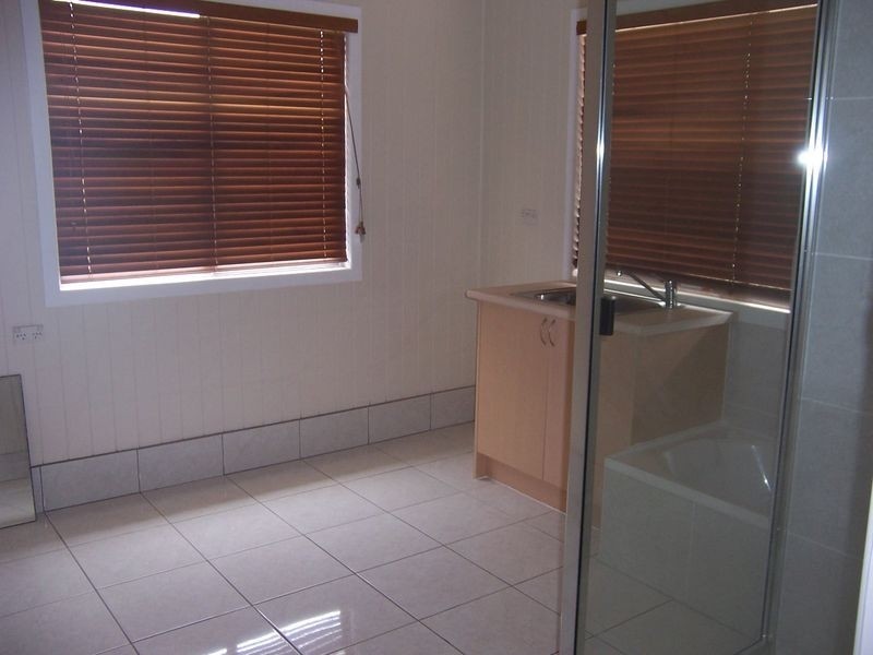 15 Bridge Street, Kilkivan QLD 4600