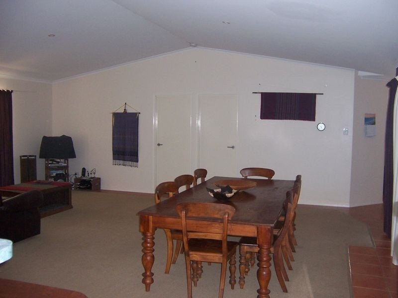 38 Old Veteran Road, Veteran QLD 4570