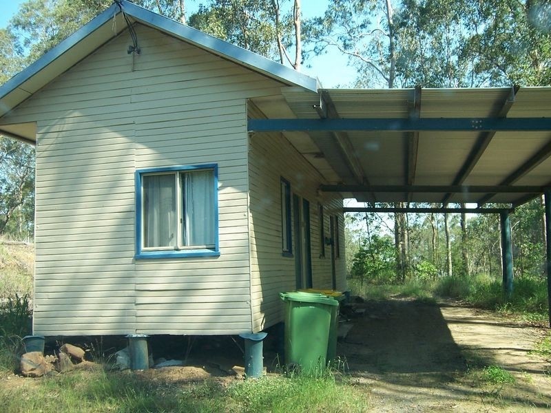 38 Old Veteran Road, Veteran QLD 4570
