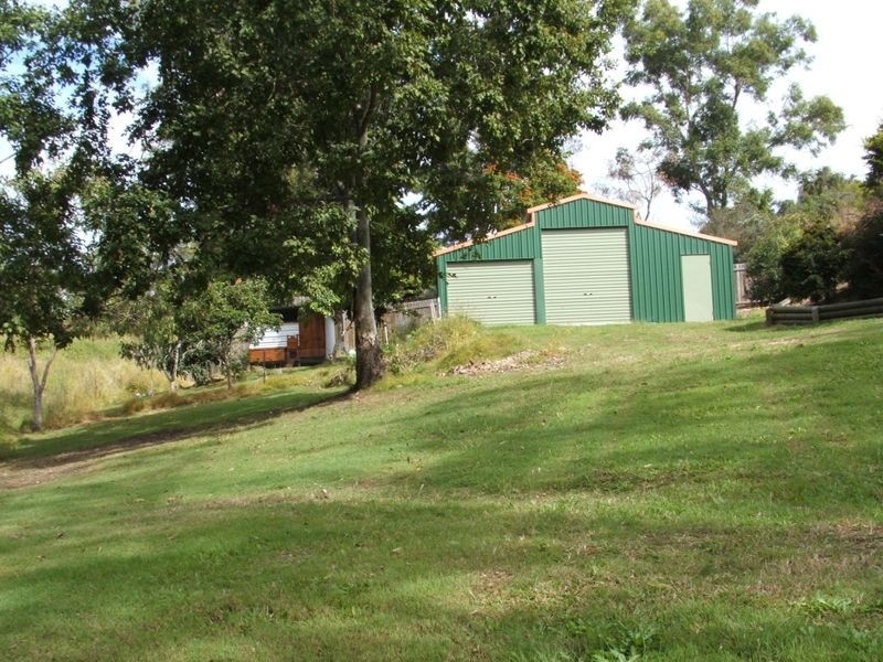 13 Heather Street, Southside QLD 4570