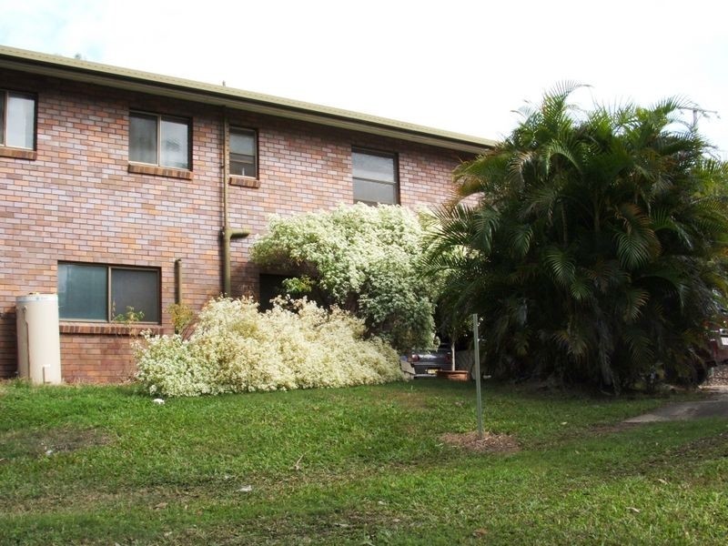 13 Heather Street, Southside QLD 4570