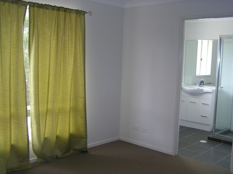 4 St Andrews Crescent, Gympie QLD 4570